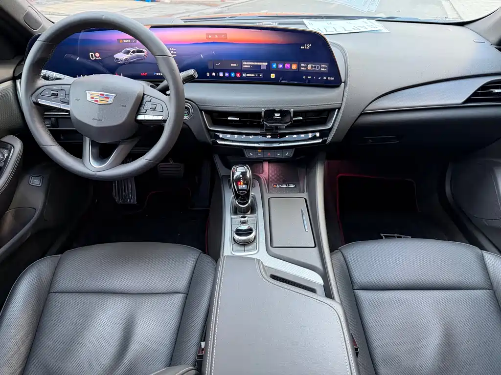 Cadillac CT5 28 T Luxury Pro