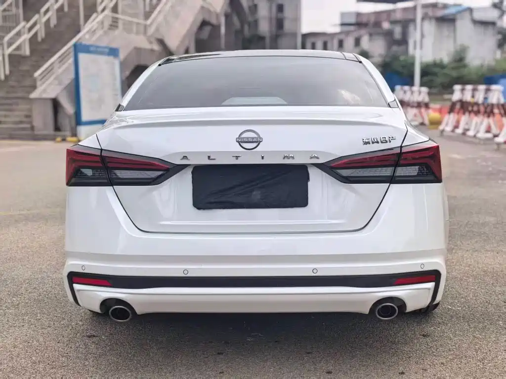 Teana 2.0 L XL-TLS Joy