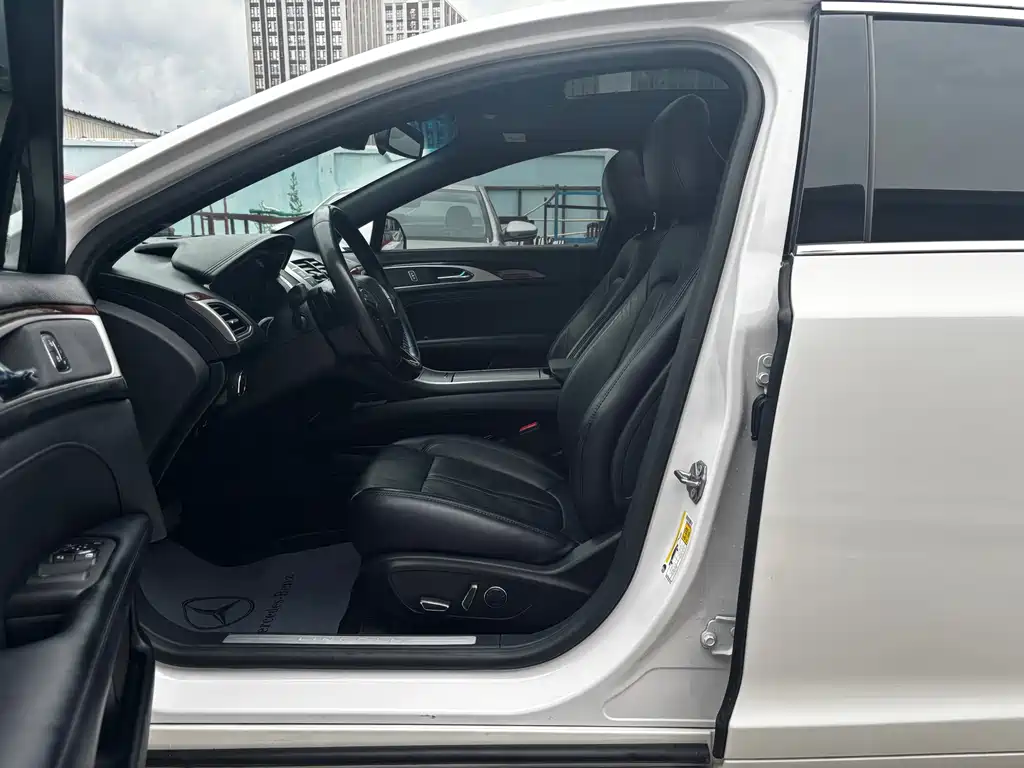 Lincoln MKZ 2.0 T Graceful CN-VI