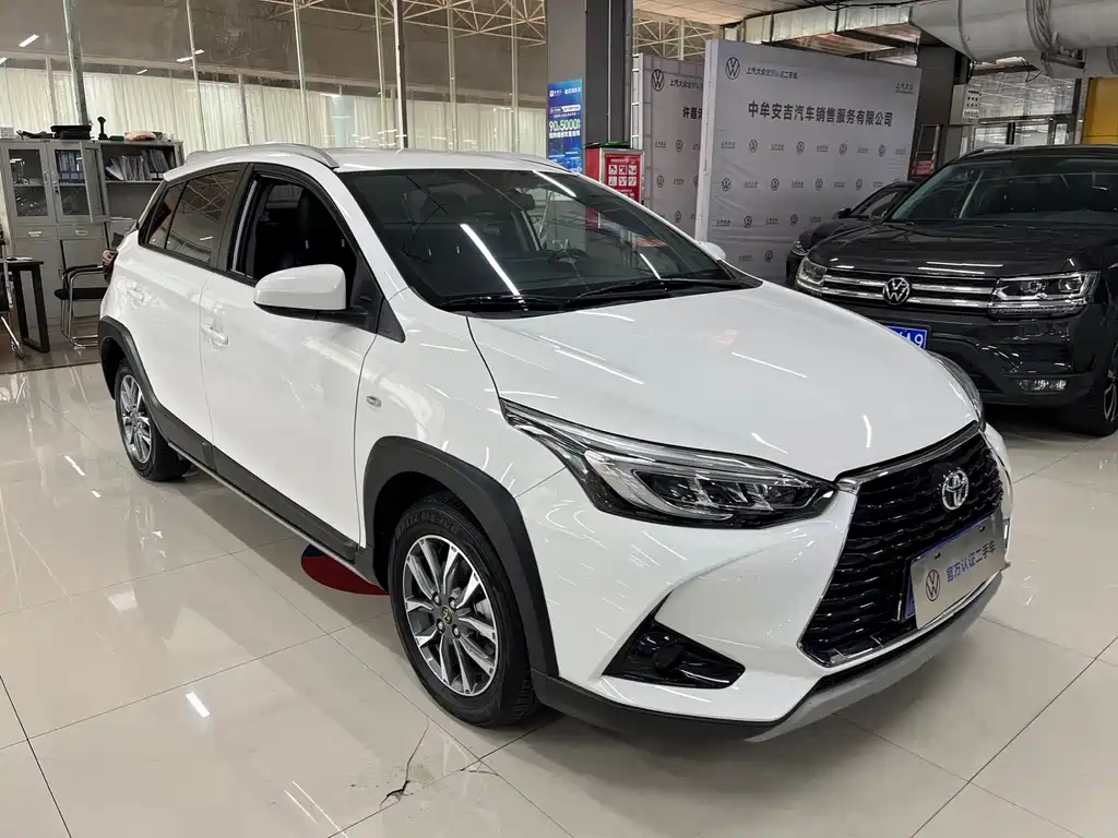 YARiS L Zhixuan 1.5 L CVT Leading PLUS