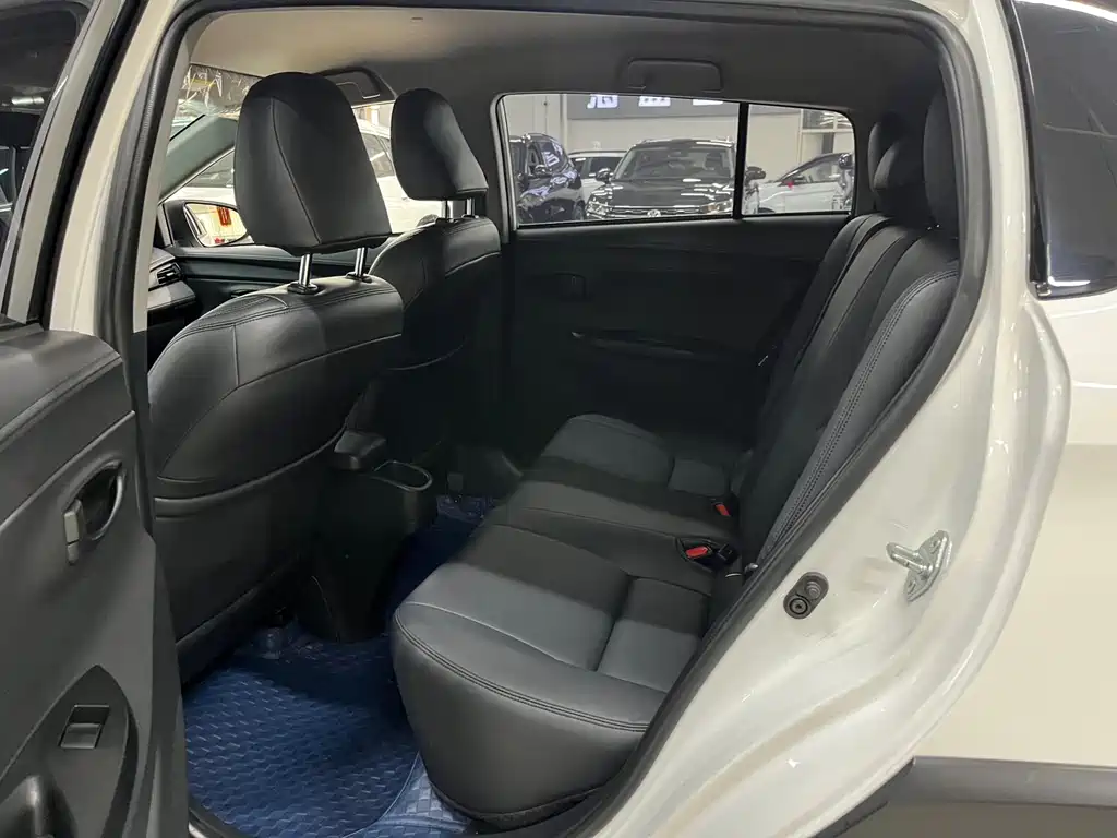 YARiS L Zhixuan 1.5 L CVT Leading PLUS