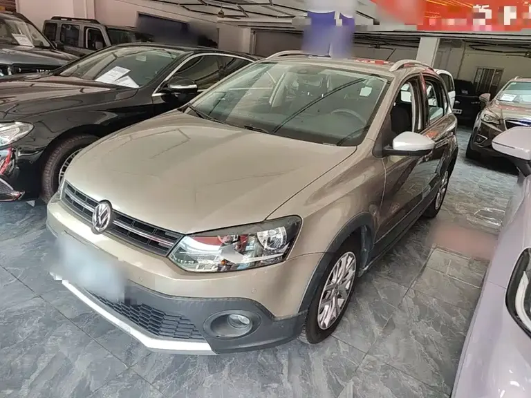 Volkswagen Polo 1.6 L Cross Polo Auto