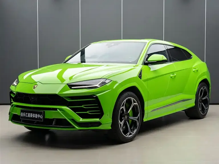 Lamborghini Urus 4.0 T V8