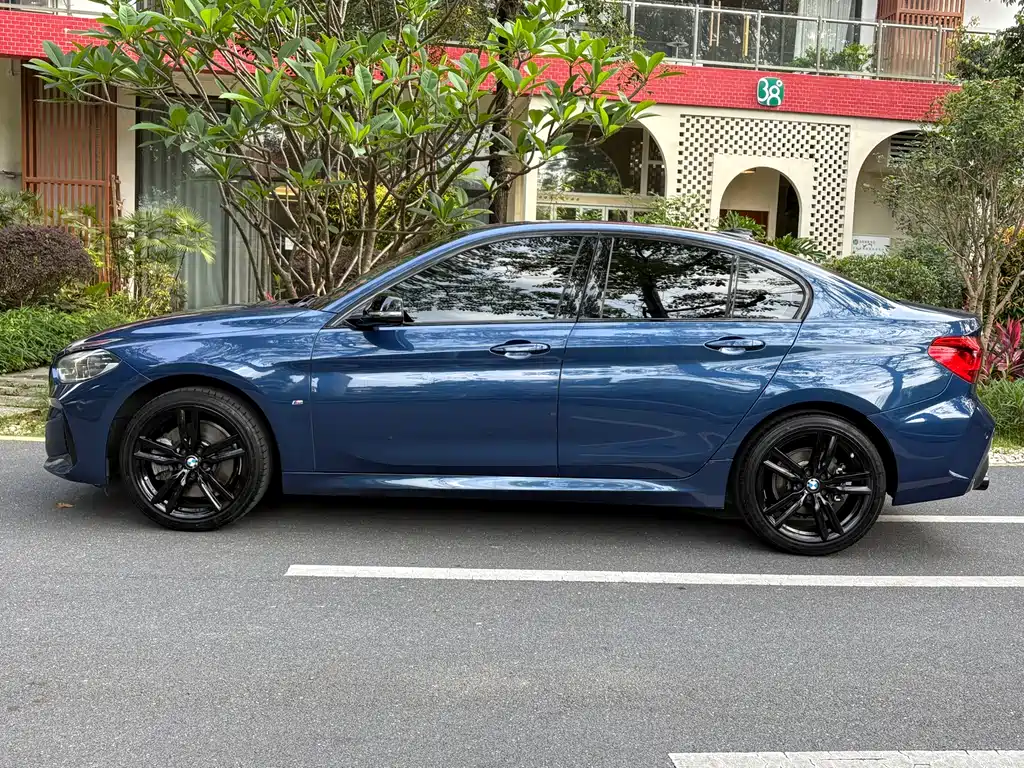 BMW 1 Series Facelift 125 i M Sport Night