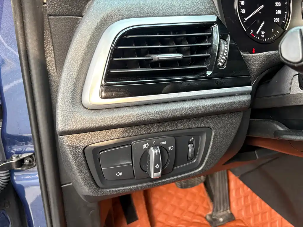 BMW 1 Series Facelift 125 i M Sport Night