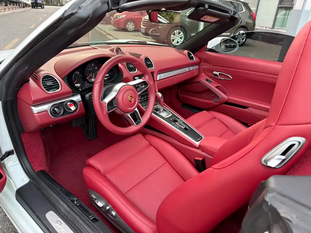 Porsche 718 Boxster 2.0 T