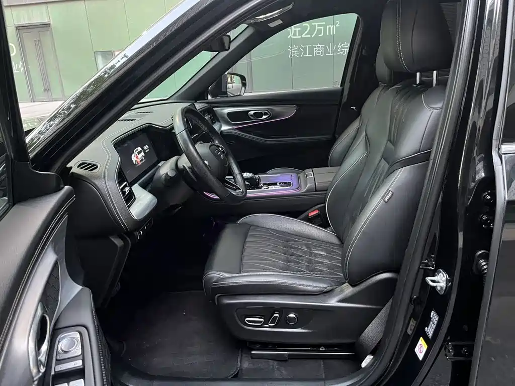 GAC Trumpchi GS8 Navigator Series 2.0 TGDI 2 WD Luxury Connected 7-seat