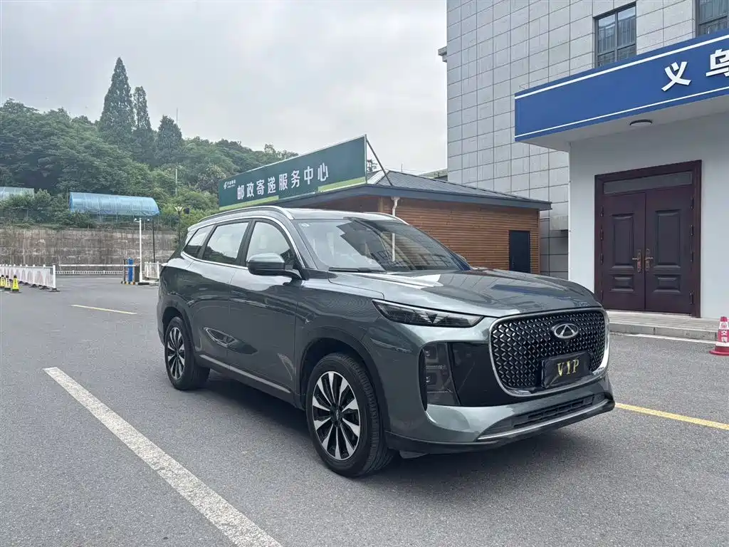 Tiggo 8 PLUS 瑞虎8 PLUS 2025款 290 TGDI DCT尊贵版