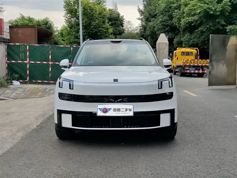Lynk & Co 900 领克900 2025款 1.5 T Ultra 6座