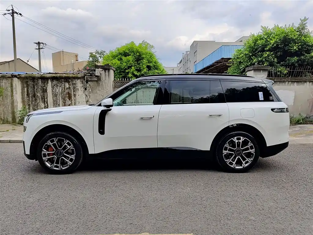 Lynk & Co 900 领克900 2025款 1.5 T Ultra 6座