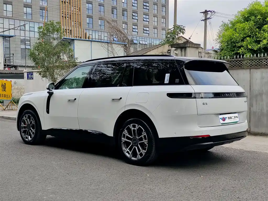 Lynk & Co 900 领克900 2025款 1.5 T Ultra 6座