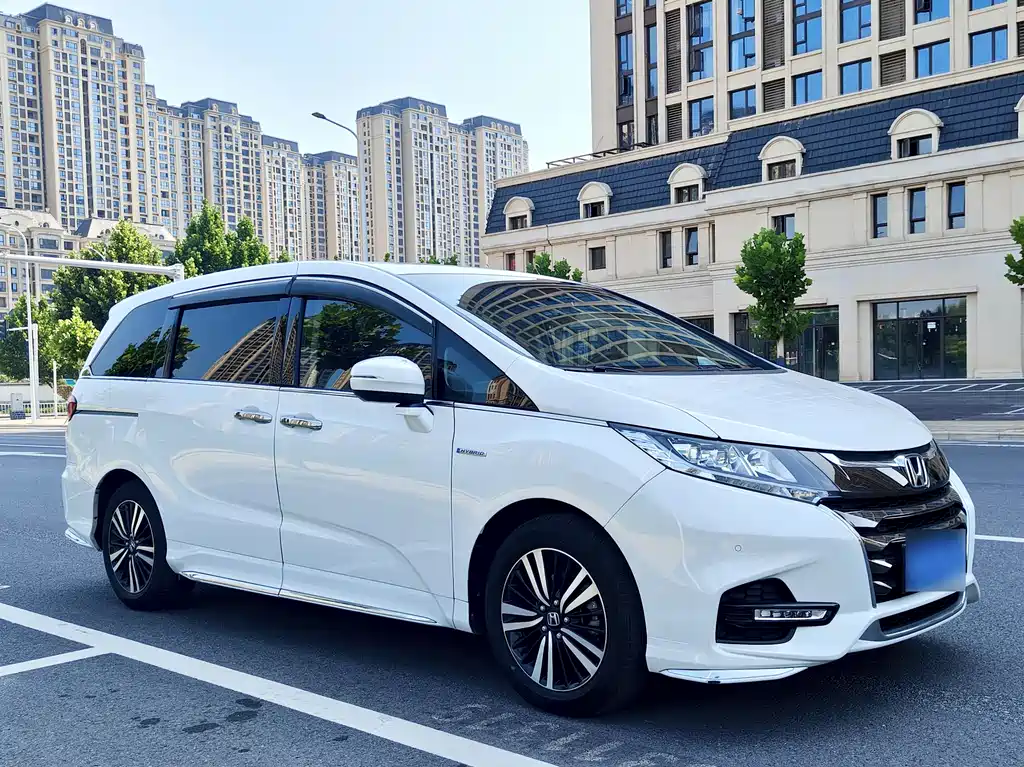 Odyssey 2.0 L Sharp· Premium