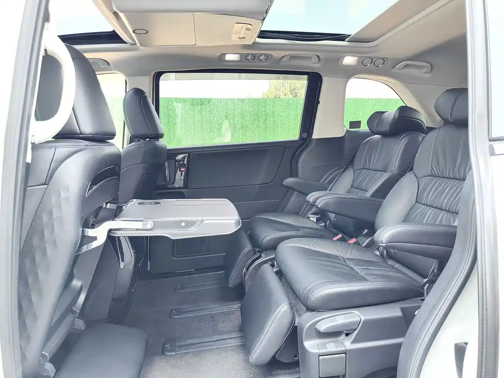 Odyssey 2.0 L Sharp· Premium