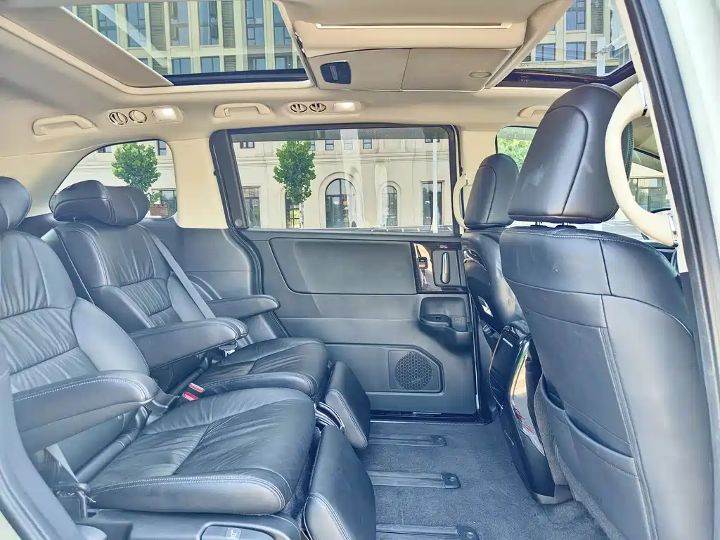 Odyssey 2.0 L Sharp· Premium