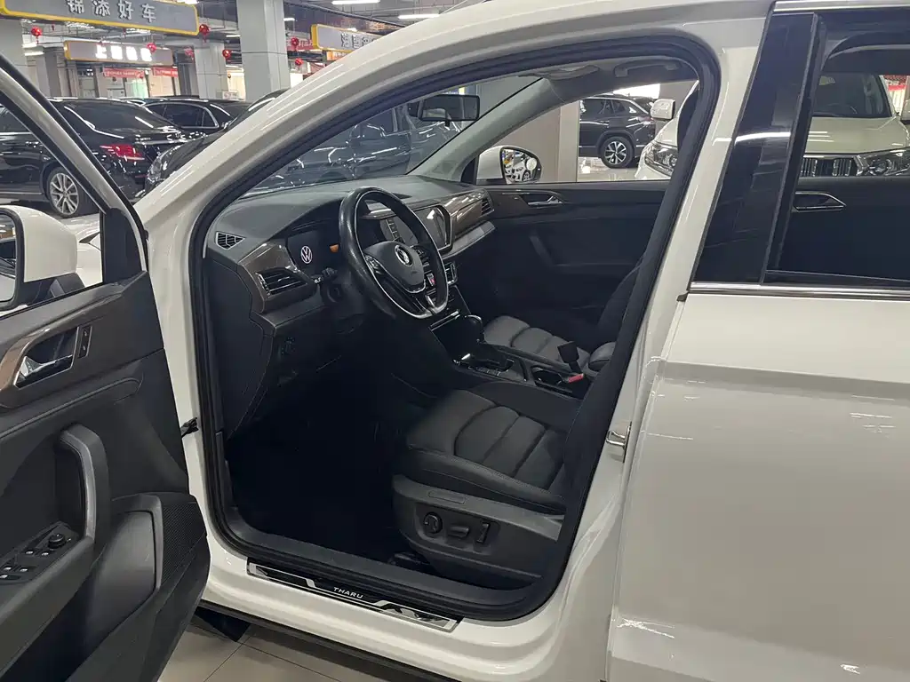 Tharu 280 TSI 2 WD Luxury