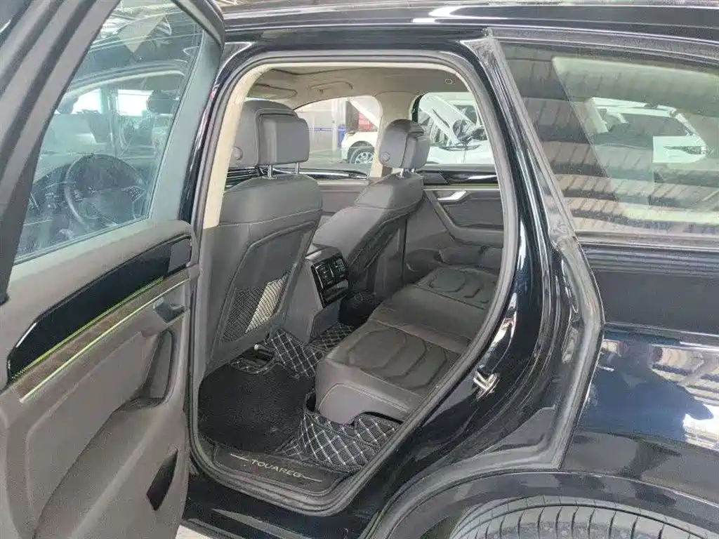 Touareg 2.0 TSI Sharp Style