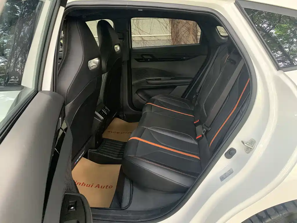 Changan UNI-V 1.5 T Distinguished