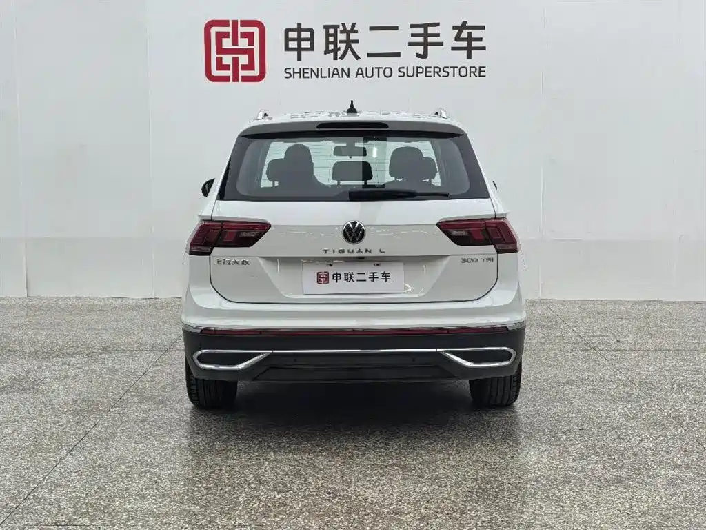 Tiguan L 300 TSI Auto 2 WD Smart Enjoyment
