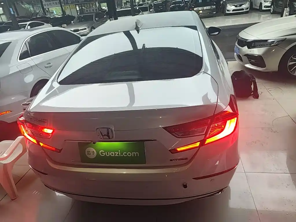 Accord Sharp· Hybrid 2.0 L Sharp Leading CN-V