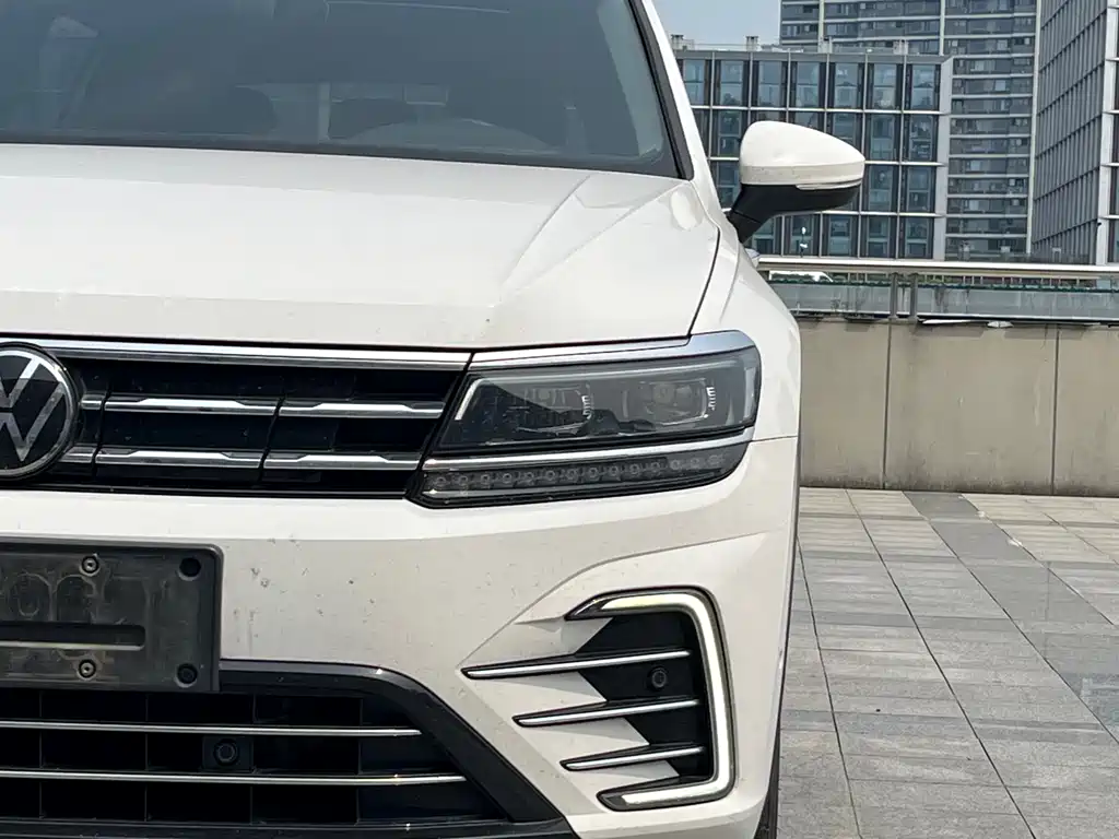 Tiguan L NEV 途观L插电混动 2021款 430 PHEV 插电混动旗舰版