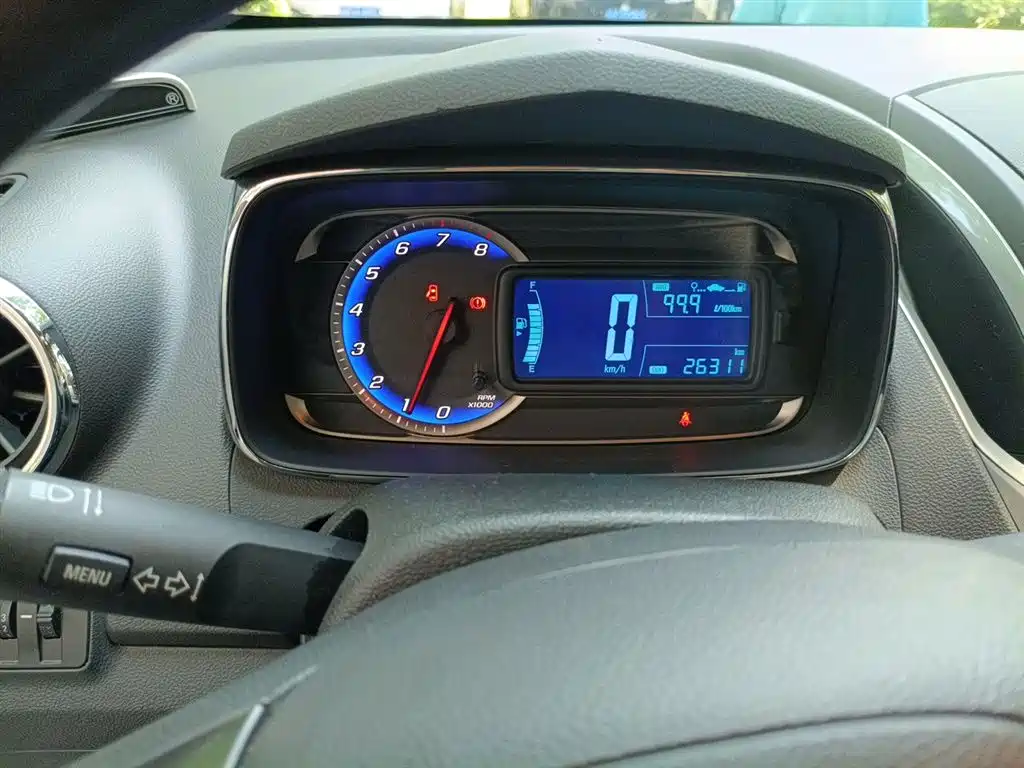Tracker 1.4 T Manual 2 WD Comfort