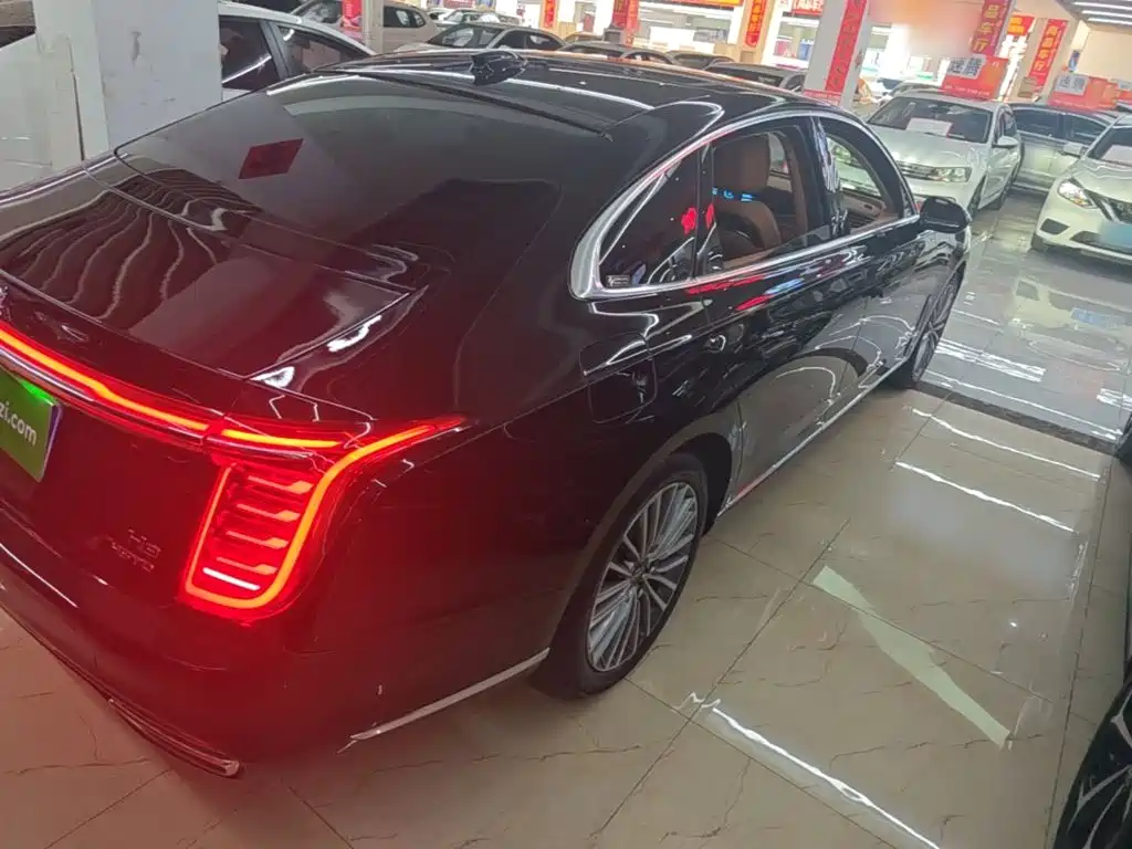 Hongqi H9 2.0 T Connected Flagship Enjoyment