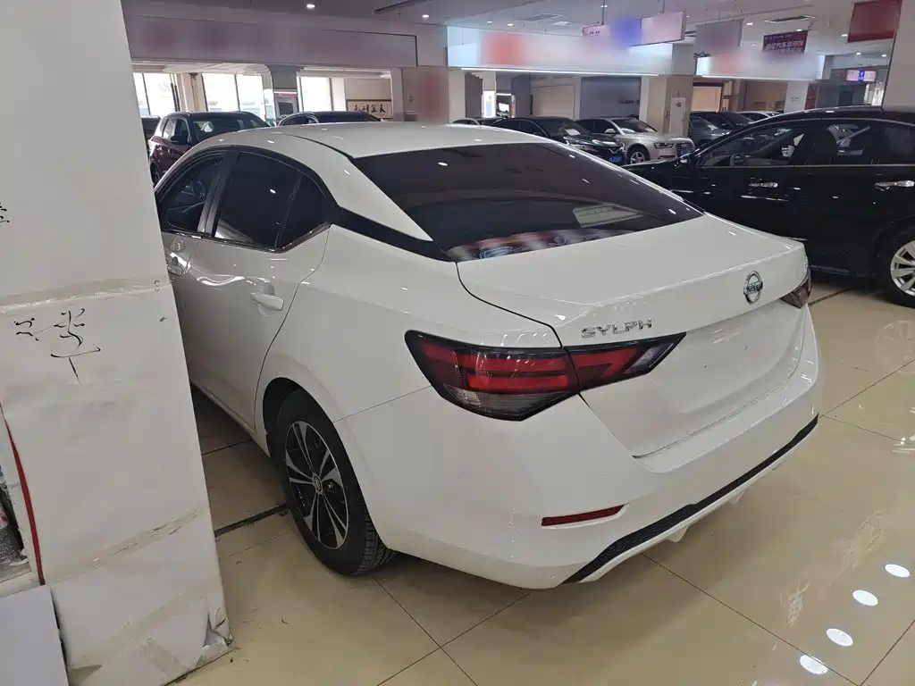 Sylphy 1.6 L XL CVT Joy