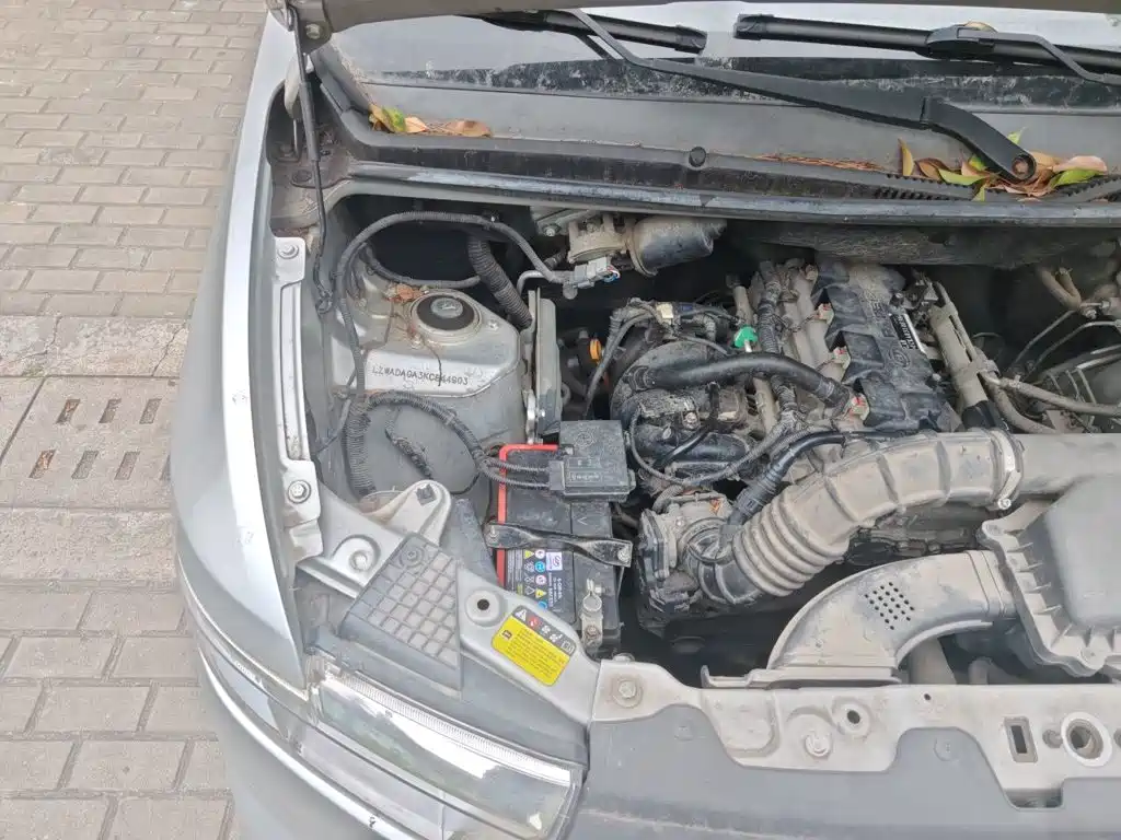 Wuling Hongguang V 1.5 L Standard CN-VI LAR