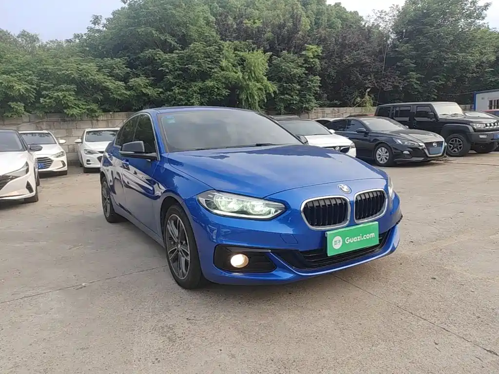 BMW 1 Series Facelift 118 i Sport