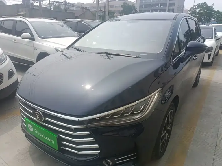 BYD Song MAX 1.5 T Auto Connected Luxury 7-seat