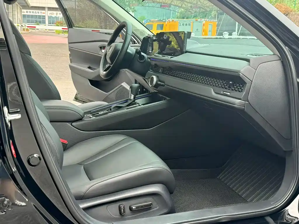Accord 260 TURBO Luxury