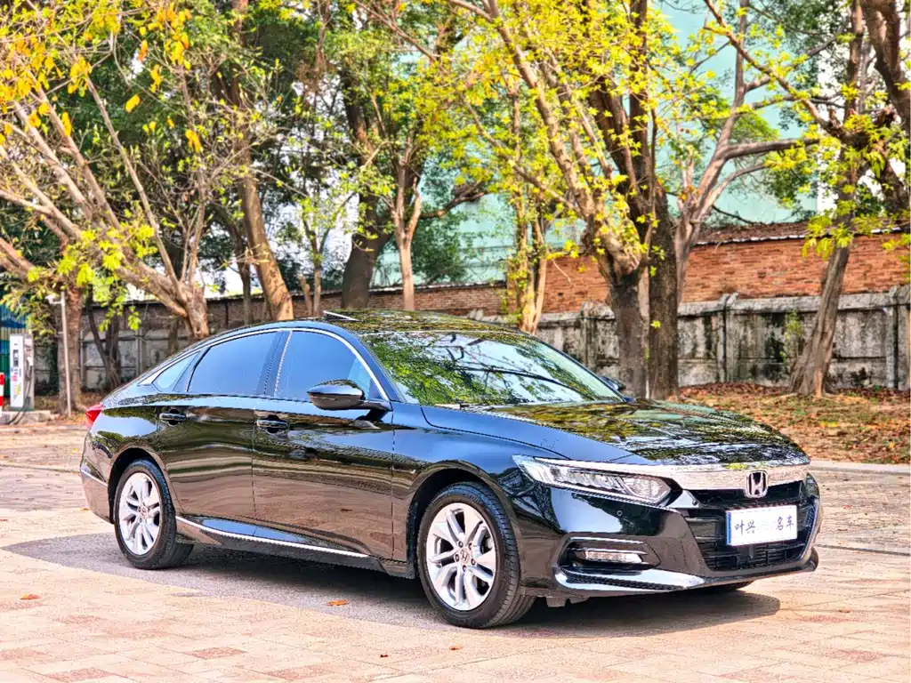 Accord 260 TURBO Luxury CN-VI