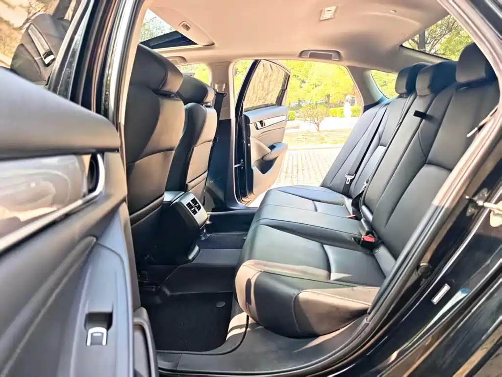 Accord 260 TURBO Luxury CN-VI
