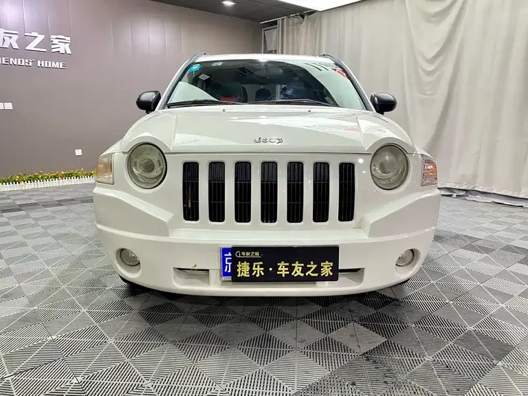 Jeep Compass (Import) 指南者进口 2011款 2.4 L 四驱舒适版