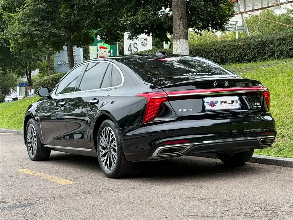 Hongqi H5 2.0 T Auto Connected Flagship