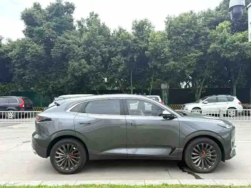 Changan UNI-K 2.0 T Outstanding
