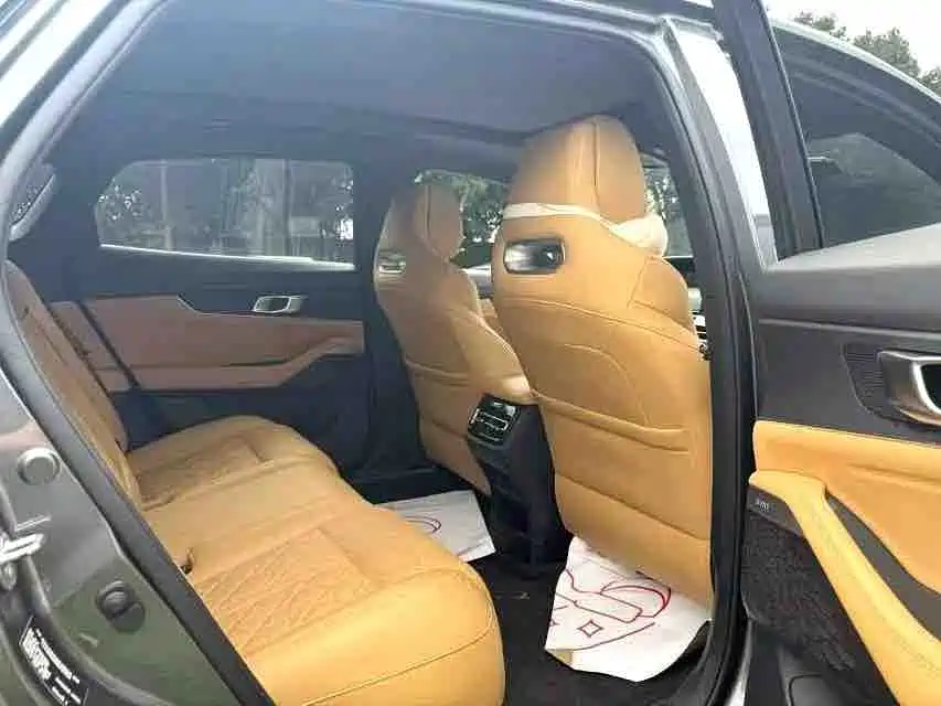 Changan UNI-K 2.0 T Outstanding