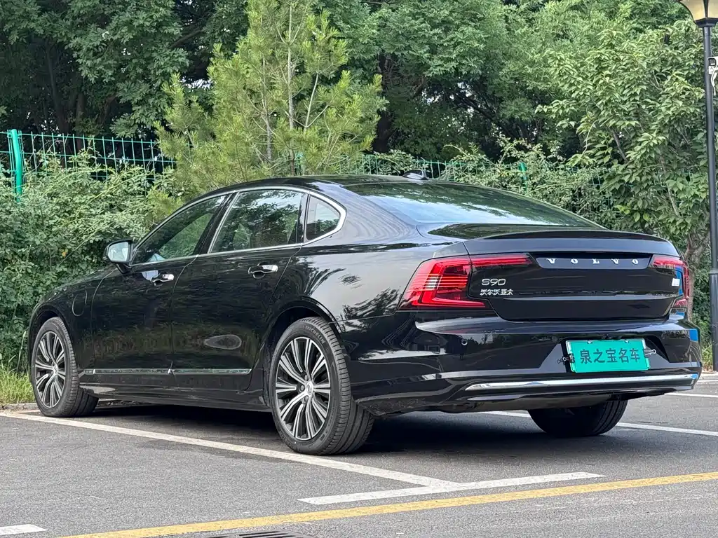 Volvo S90 PHEV T8 E Drive Hybrid Smart Ease Luxury