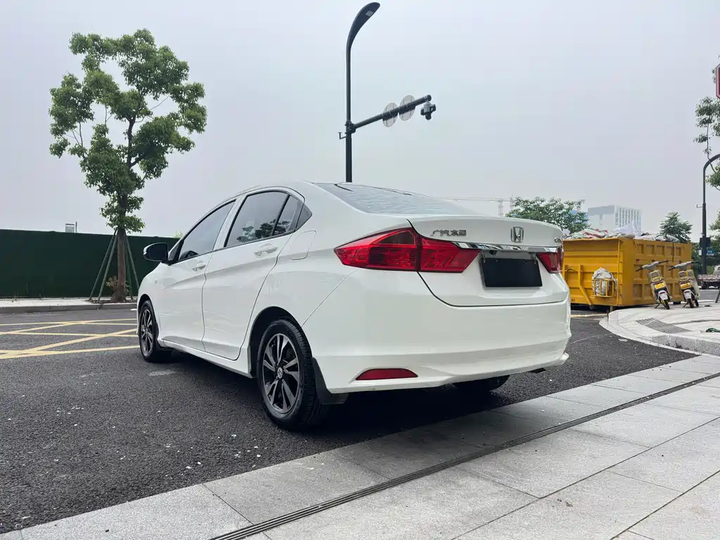 City 1.5 L CVT Comfort