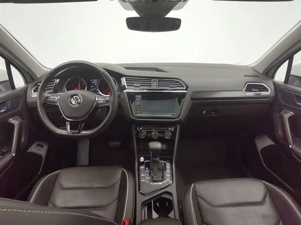 Tiguan L NEV 途观L插电混动 2019款 430 PHEV 混动旗舰版