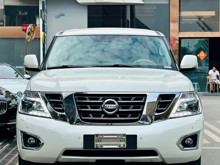 Nissan Patrol 4.0 L Platinum