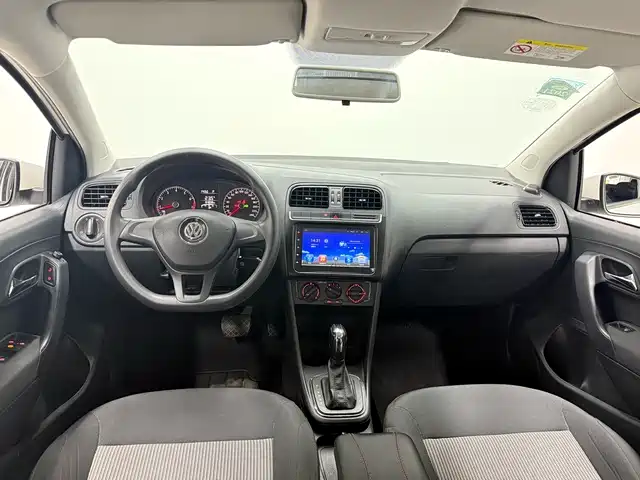 Polo 1.4 L Auto Style