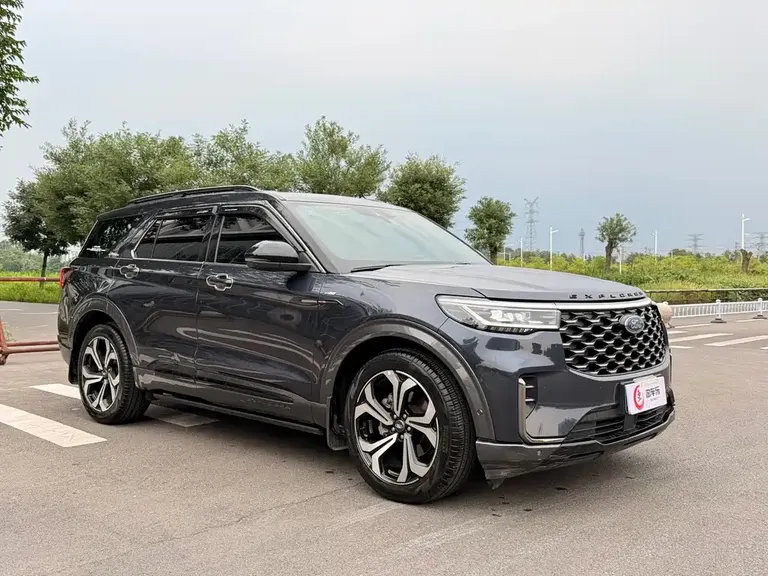 Ford Explorer EcoBoost 285 4 WD ST-LINE 7-seat