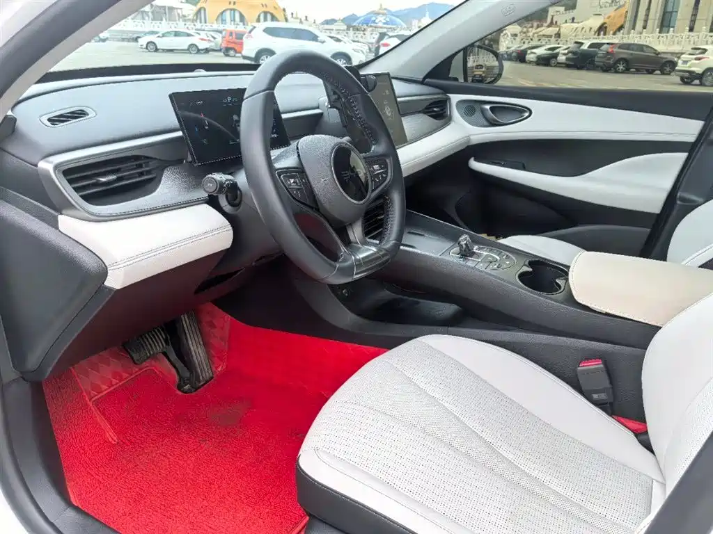 Seal 05 DM-i DM-i Smart Drive 55 KM Luxury