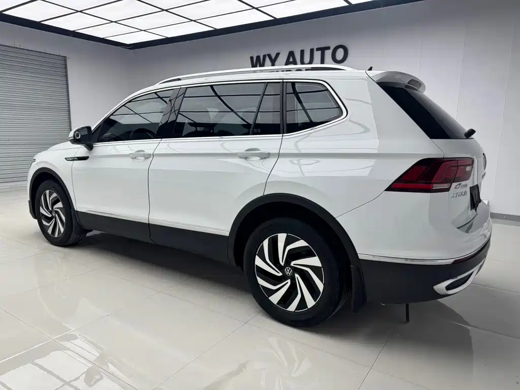 Tiguan L 280 TSI Auto 2 WD Trend Creative Limited