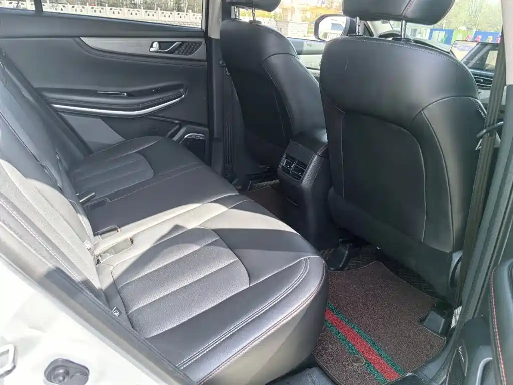 Changan CS75 Glory Million 280 T DCT Distinguished