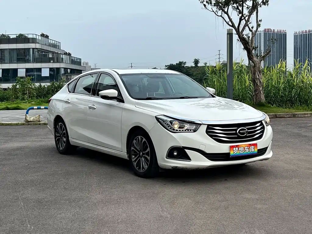 Trumpchi GA6 235 T DCT Luxury