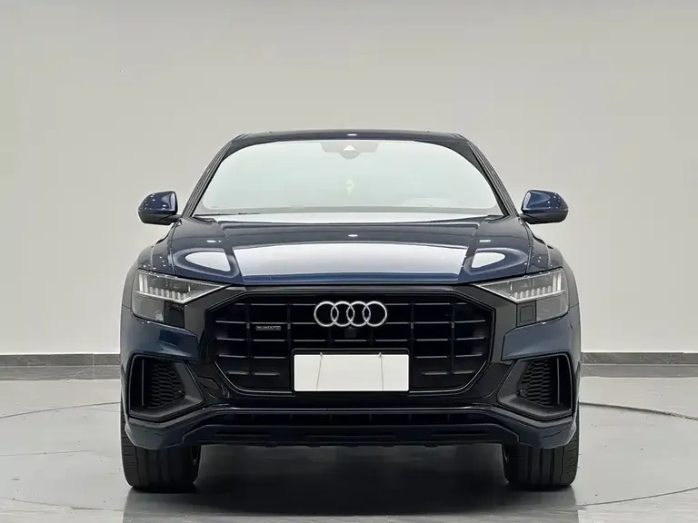 Audi Q8 55 TFSI Select Dynamic