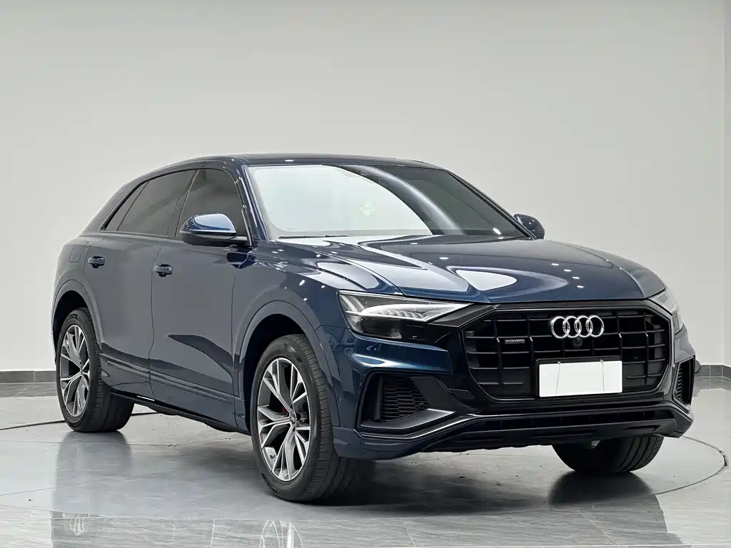 Audi Q8 55 TFSI Select Dynamic
