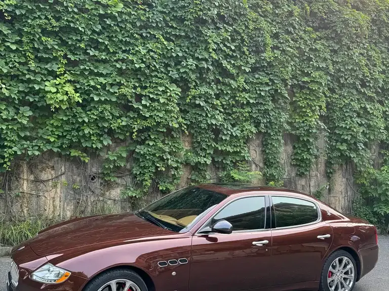 Maserati Quattroporte 4.7 L Global Honor